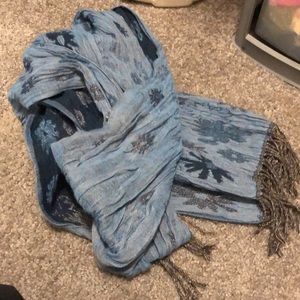 Blue wrap